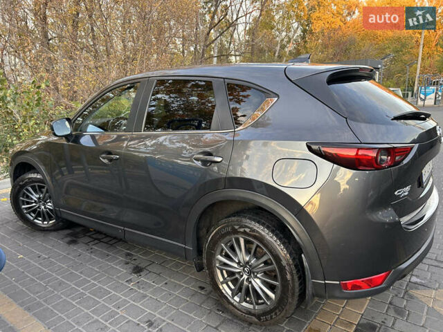 Серый Мазда СХ-5, объемом двигателя 2.2 л и пробегом 199 тыс. км за 22700 $, фото 4 на Automoto.ua