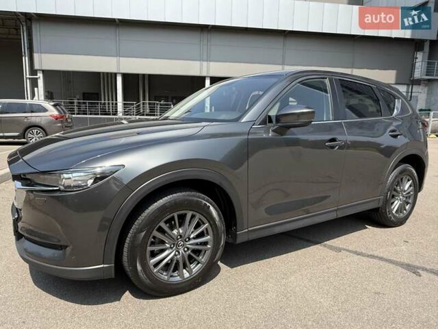 Серый Мазда СХ-5, объемом двигателя 2 л и пробегом 129 тыс. км за 18800 $, фото 3 на Automoto.ua