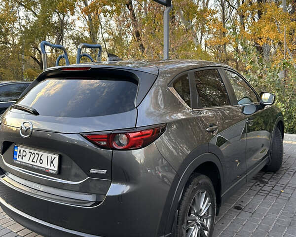 Серый Мазда СХ-5, объемом двигателя 2.2 л и пробегом 199 тыс. км за 22700 $, фото 2 на Automoto.ua