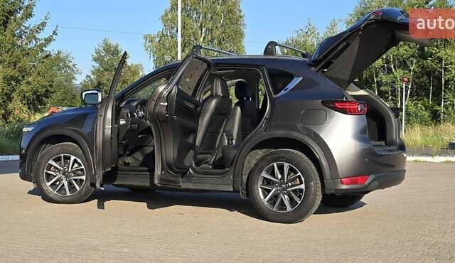 Мазда СХ-5 2018 в Стрые на Automoto.ua Серый Мазда СХ-5, объемом двигателя 2.19 л и пробегом 200 тыс. км за 23000 $, фото 3 на Automoto.ua