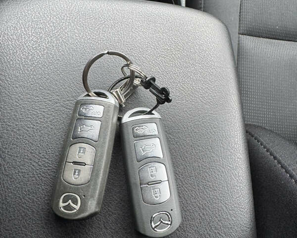 Сірий Мазда СХ-5, об'ємом двигуна 2 л та пробігом 94 тис. км за 21150 $, фото 37 на Automoto.ua