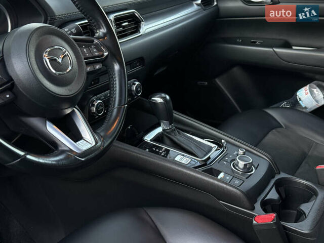 Сірий Мазда СХ-5, об'ємом двигуна 2.49 л та пробігом 143 тис. км за 18999 $, фото 15 на Automoto.ua