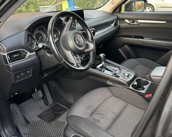 Серый Мазда СХ-5, объемом двигателя 2.2 л и пробегом 199 тыс. км за 22700 $, фото 9 на Automoto.ua