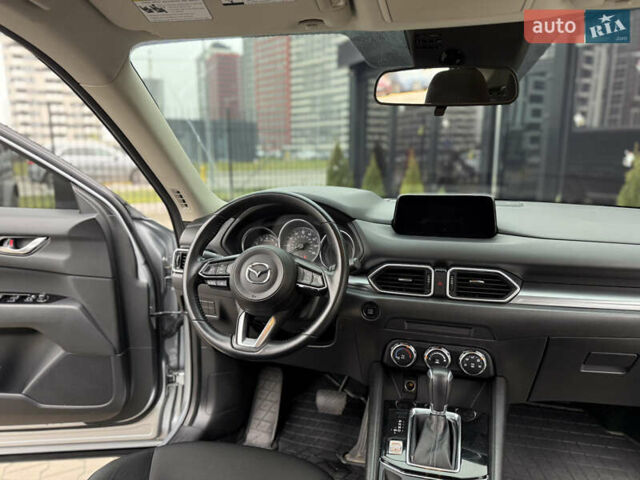 Серый Мазда СХ-5, объемом двигателя 2.49 л и пробегом 157 тыс. км за 16800 $, фото 21 на Automoto.ua