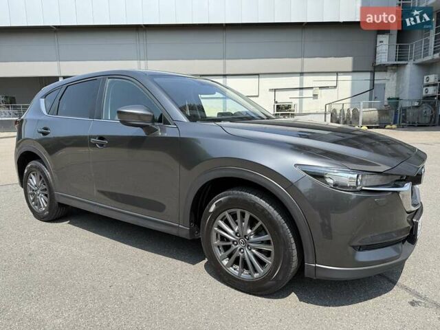 Серый Мазда СХ-5, объемом двигателя 2 л и пробегом 129 тыс. км за 18800 $, фото 1 на Automoto.ua