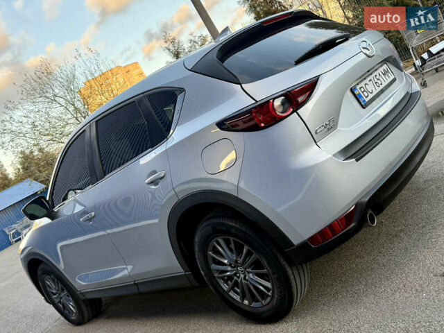 Сірий Мазда СХ-5, об'ємом двигуна 2.49 л та пробігом 66 тис. км за 18800 $, фото 10 на Automoto.ua