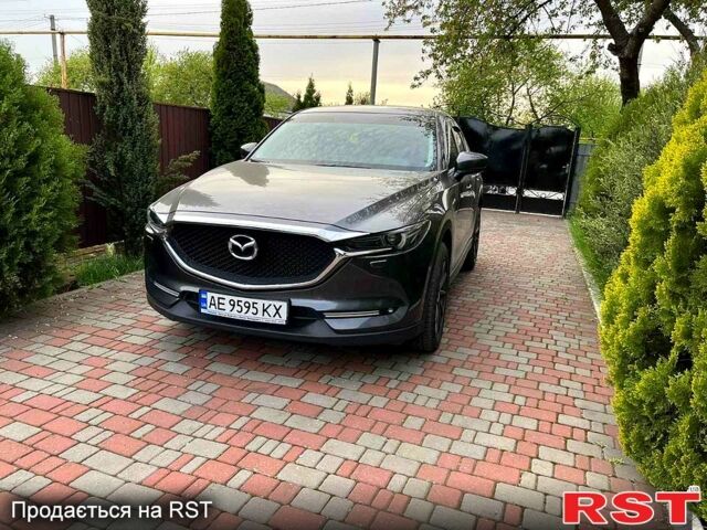 Серый Мазда СХ-5, объемом двигателя 2.2 л и пробегом 93 тыс. км за 20500 $, фото 2 на Automoto.ua