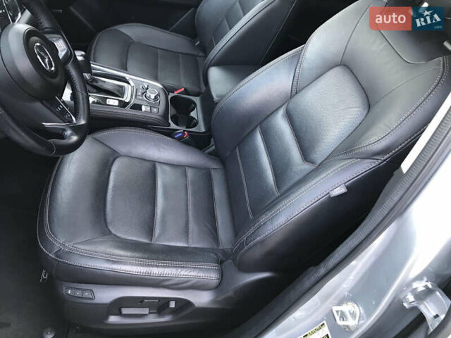 Серый Мазда СХ-5, объемом двигателя 2.5 л и пробегом 77 тыс. км за 21300 $, фото 8 на Automoto.ua