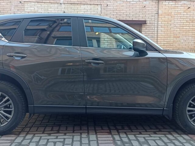 Серый Мазда СХ-5, объемом двигателя 0 л и пробегом 210 тыс. км за 22500 $, фото 5 на Automoto.ua