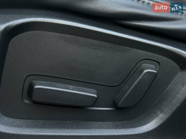 Сірий Мазда СХ-5, об'ємом двигуна 2.49 л та пробігом 143 тис. км за 18999 $, фото 18 на Automoto.ua