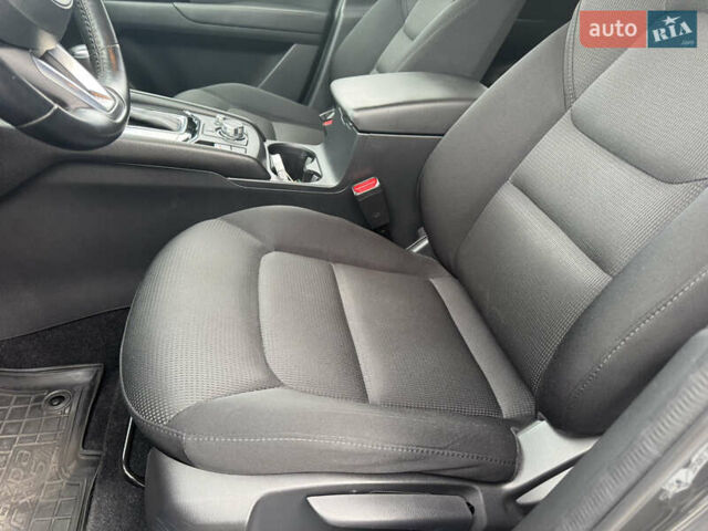 Сірий Мазда СХ-5, об'ємом двигуна 2.19 л та пробігом 280 тис. км за 17900 $, фото 14 на Automoto.ua