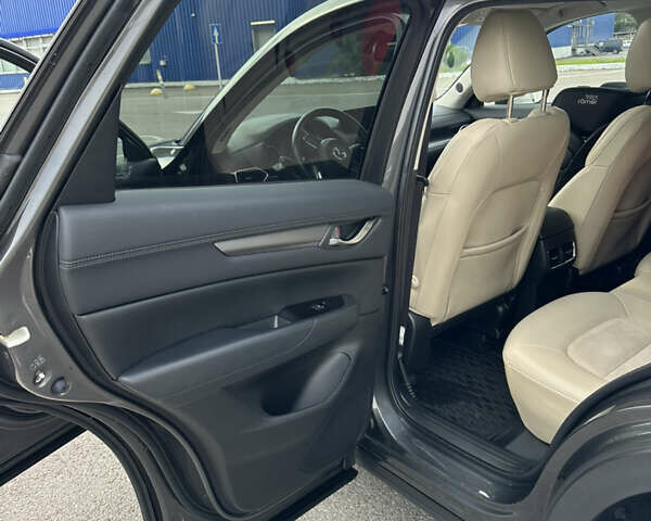 Мазда СХ-5 2019 в Львове на Automoto.ua Серый Мазда СХ-5, объемом двигателя 2.49 л и пробегом 89 тыс. км за 22300 $, фото 20 на Automoto.ua