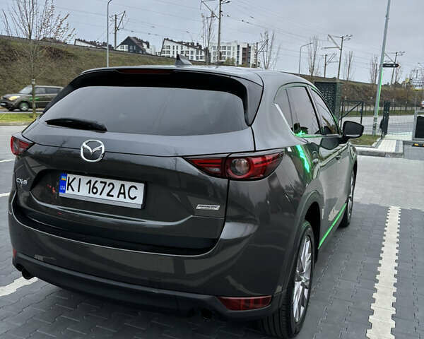 Серый Мазда СХ-5, объемом двигателя 2.49 л и пробегом 71 тыс. км за 22000 $, фото 2 на Automoto.ua