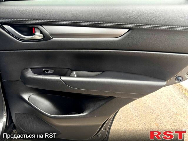 Серый Мазда СХ-5, объемом двигателя 2.5 л и пробегом 56 тыс. км за 18000 $, фото 9 на Automoto.ua