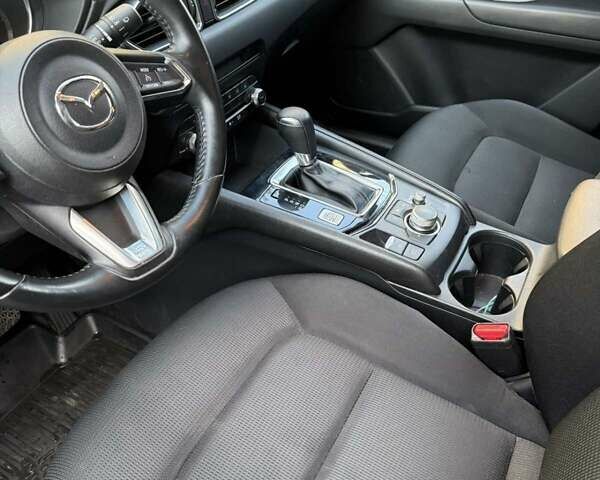 Сірий Мазда СХ-5, об'ємом двигуна 2 л та пробігом 24 тис. км за 26000 $, фото 4 на Automoto.ua