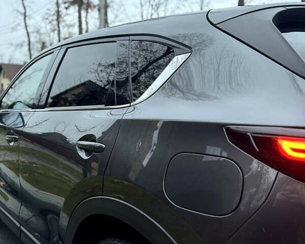 Серый Мазда СХ-5, объемом двигателя 2.49 л и пробегом 102 тыс. км за 24500 $, фото 5 на Automoto.ua