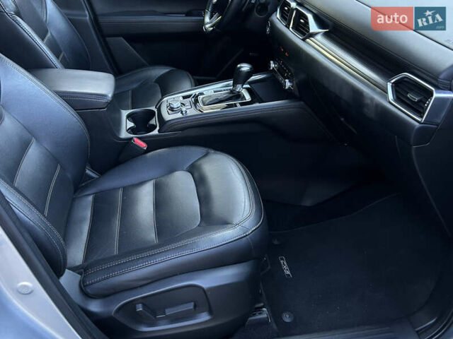 Серый Мазда СХ-5, объемом двигателя 2.49 л и пробегом 114 тыс. км за 19000 $, фото 18 на Automoto.ua