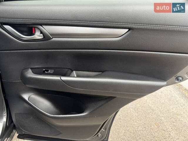 Серый Мазда СХ-5, объемом двигателя 2.5 л и пробегом 56 тыс. км за 18000 $, фото 27 на Automoto.ua