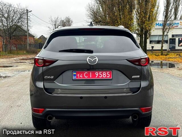 Серый Мазда СХ-5, объемом двигателя 2.5 л и пробегом 56 тыс. км за 18000 $, фото 4 на Automoto.ua