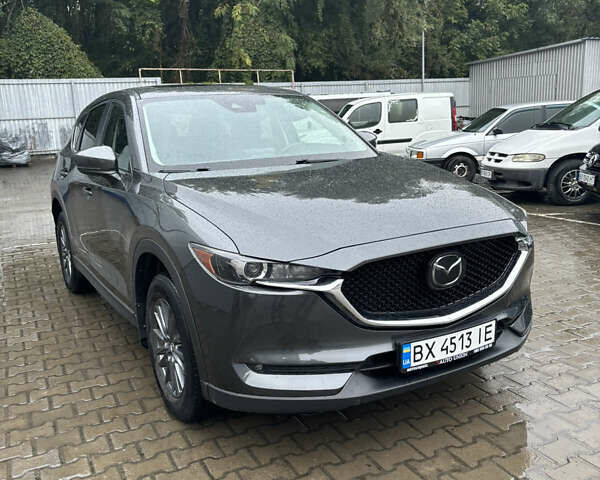 Серый Мазда СХ-5, объемом двигателя 2.49 л и пробегом 146 тыс. км за 18500 $, фото 3 на Automoto.ua