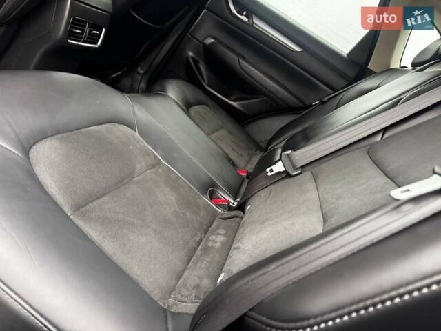 Серый Мазда СХ-5, объемом двигателя 2.5 л и пробегом 56 тыс. км за 18000 $, фото 25 на Automoto.ua