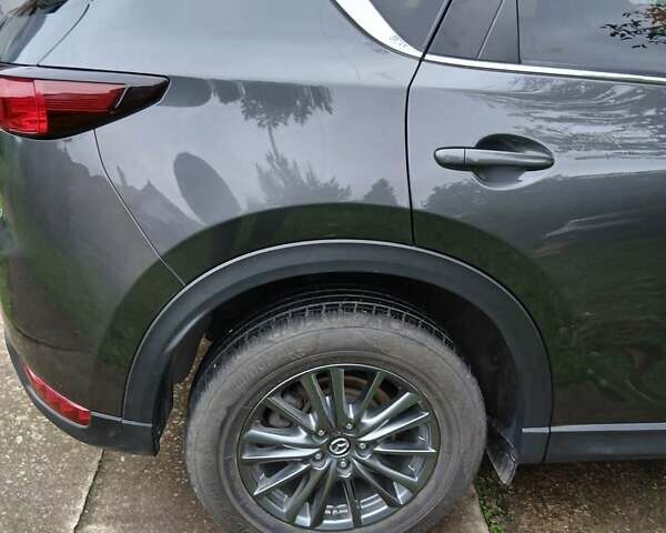 Серый Мазда СХ-5, объемом двигателя 2.49 л и пробегом 129 тыс. км за 17450 $, фото 3 на Automoto.ua