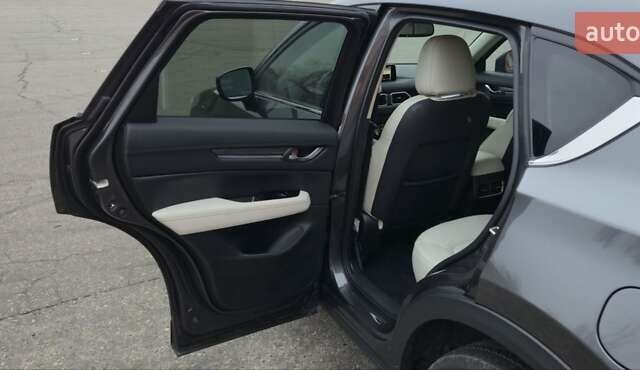 Серый Мазда СХ-5, объемом двигателя 2.49 л и пробегом 56 тыс. км за 24900 $, фото 16 на Automoto.ua