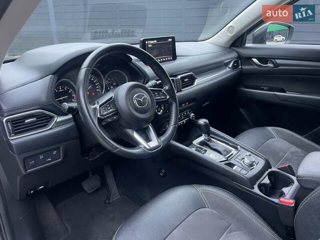 Серый Мазда СХ-5, объемом двигателя 2 л и пробегом 143 тыс. км за 20999 $, фото 12 на Automoto.ua