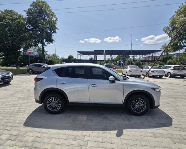 Серый Мазда СХ-5, объемом двигателя 2.49 л и пробегом 189 тыс. км за 21300 $, фото 4 на Automoto.ua