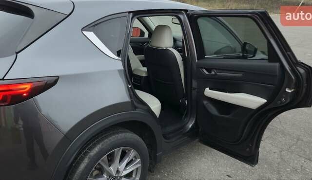 Серый Мазда СХ-5, объемом двигателя 2.49 л и пробегом 56 тыс. км за 24900 $, фото 14 на Automoto.ua