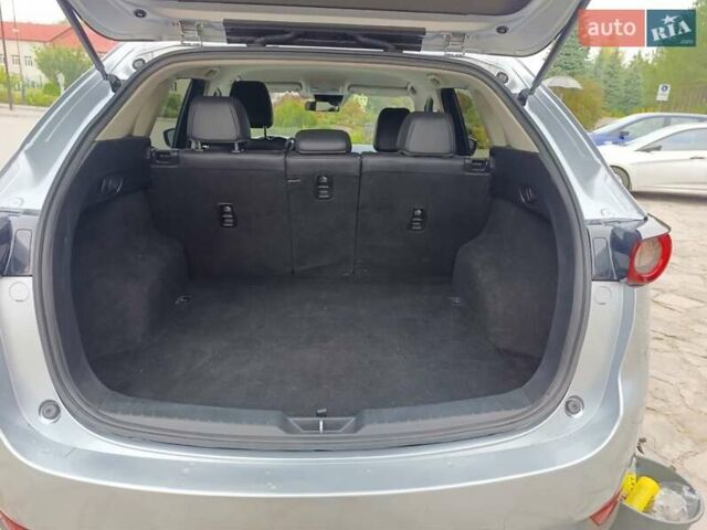 Серый Мазда СХ-5, объемом двигателя 2.49 л и пробегом 79 тыс. км за 18300 $, фото 1 на Automoto.ua