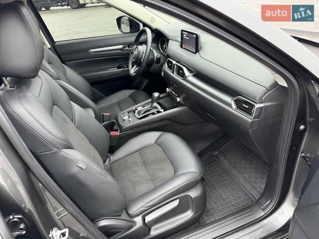 Серый Мазда СХ-5, объемом двигателя 2 л и пробегом 45 тыс. км за 23900 $, фото 34 на Automoto.ua