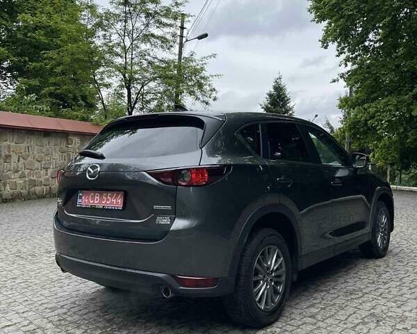 Серый Мазда СХ-5, объемом двигателя 2.49 л и пробегом 62 тыс. км за 22000 $, фото 4 на Automoto.ua