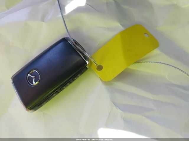 Серый Мазда СХ-5, объемом двигателя 2.5 л и пробегом 64 тыс. км за 14000 $, фото 10 на Automoto.ua