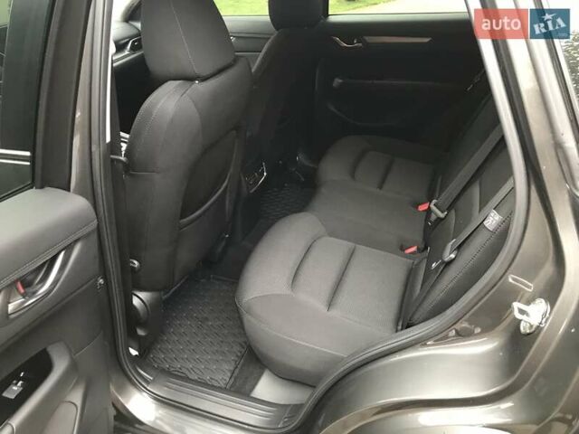 Сірий Мазда СХ-5, об'ємом двигуна 2 л та пробігом 48 тис. км за 28500 $, фото 4 на Automoto.ua