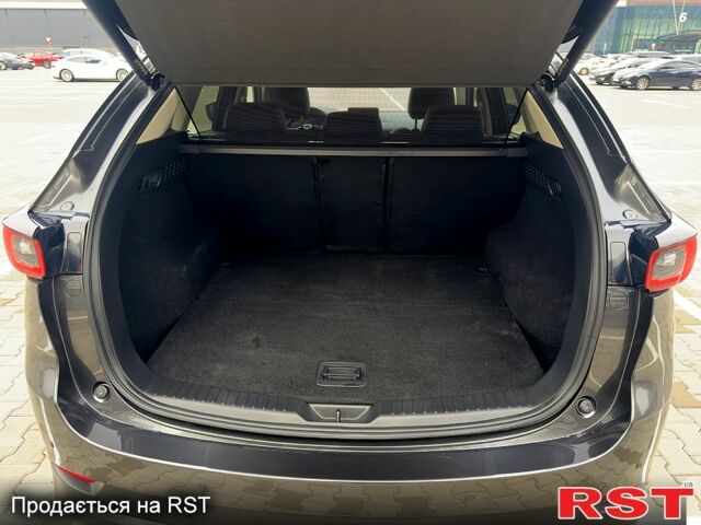 Серый Мазда СХ-5, объемом двигателя 2 л и пробегом 40 тыс. км за 27200 $, фото 12 на Automoto.ua