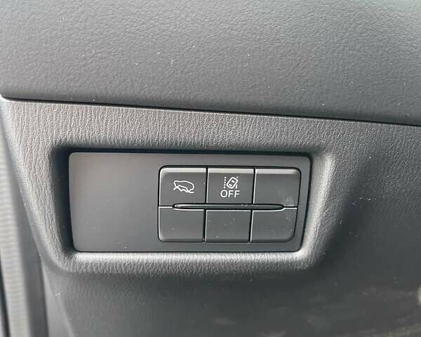 Сірий Мазда СХ-5, об'ємом двигуна 2.49 л та пробігом 6 тис. км за 25300 $, фото 11 на Automoto.ua