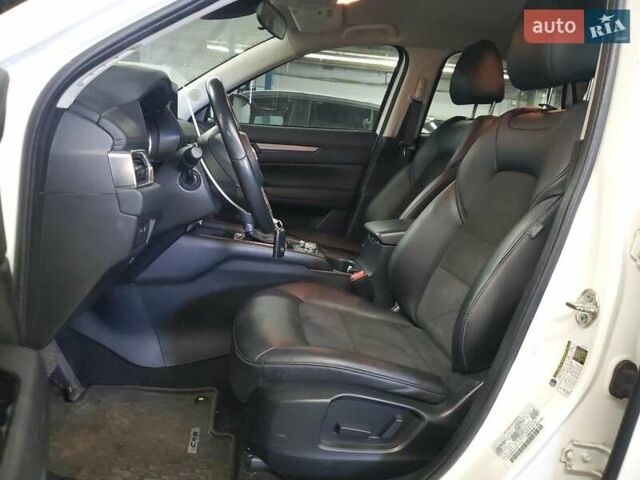 Серый Мазда СХ-5, объемом двигателя 2.49 л и пробегом 45 тыс. км за 6200 $, фото 6 на Automoto.ua