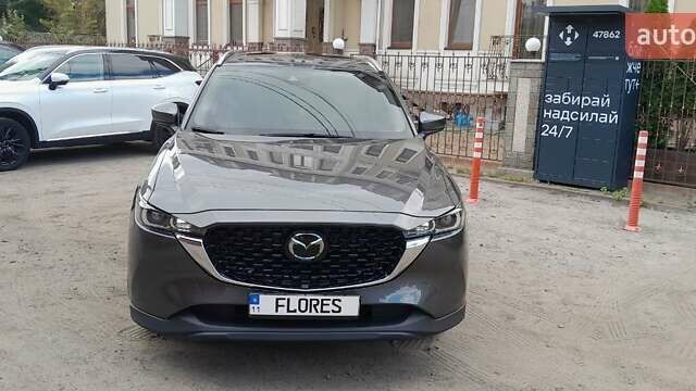 Серый Мазда СХ-5, объемом двигателя 2.49 л и пробегом 55 тыс. км за 22000 $, фото 5 на Automoto.ua