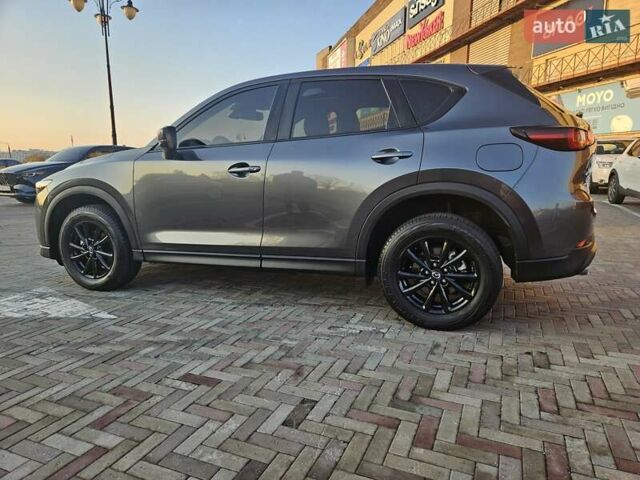 Серый Мазда СХ-5, объемом двигателя 2.49 л и пробегом 47 тыс. км за 24200 $, фото 5 на Automoto.ua