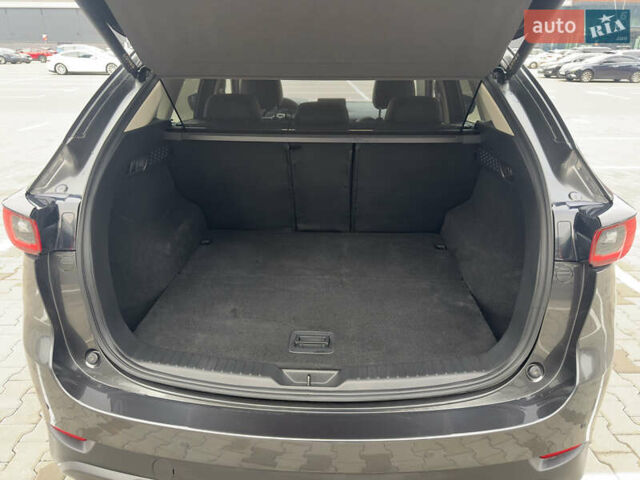 Серый Мазда СХ-5, объемом двигателя 2 л и пробегом 40 тыс. км за 26000 $, фото 48 на Automoto.ua