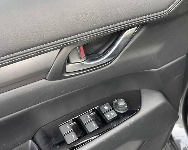 Сірий Мазда СХ-5, об'ємом двигуна 2.49 л та пробігом 6 тис. км за 25300 $, фото 9 на Automoto.ua