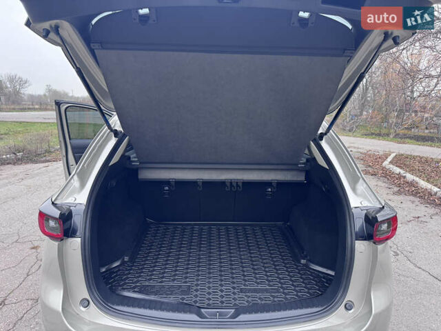 Серый Мазда СХ-5, объемом двигателя 2.49 л и пробегом 14 тыс. км за 28800 $, фото 17 на Automoto.ua