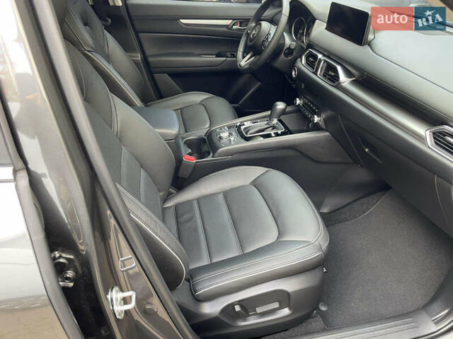 Серый Мазда СХ-5, объемом двигателя 2 л и пробегом 12 тыс. км за 23700 $, фото 21 на Automoto.ua