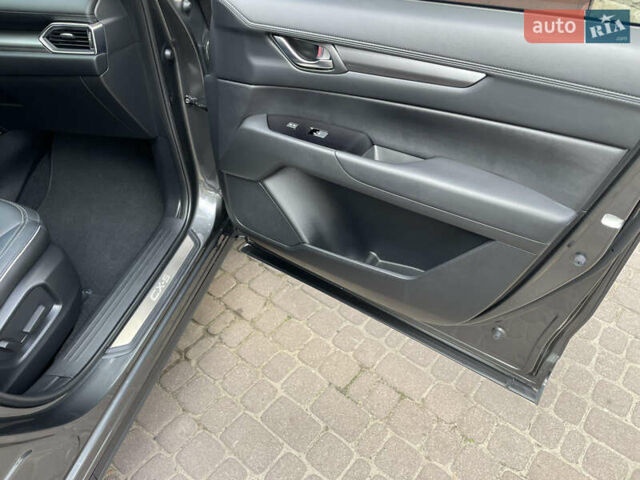 Серый Мазда СХ-5, объемом двигателя 2 л и пробегом 12 тыс. км за 23700 $, фото 20 на Automoto.ua