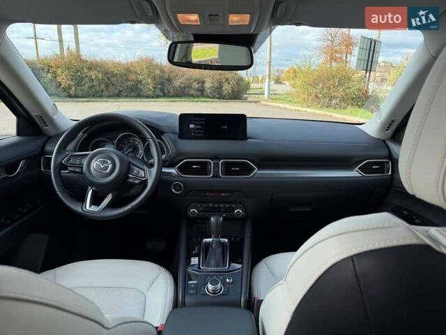 Серый Мазда СХ-5, объемом двигателя 2.49 л и пробегом 15 тыс. км за 27000 $, фото 45 на Automoto.ua