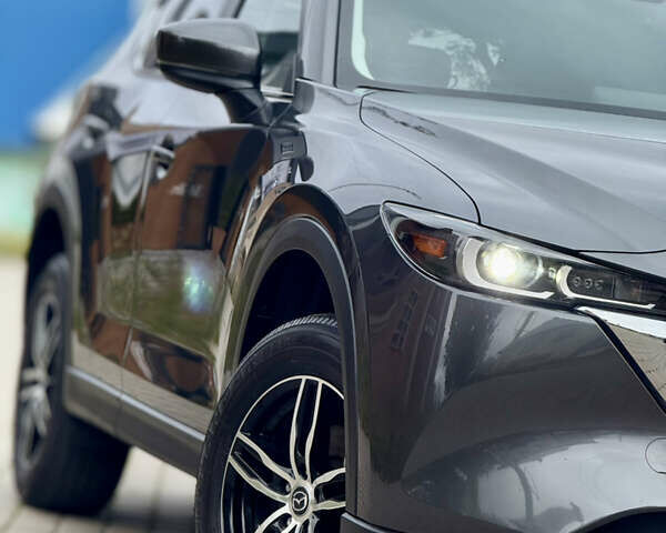 Серый Мазда СХ-5, объемом двигателя 2.5 л и пробегом 55 тыс. км за 23999 $, фото 3 на Automoto.ua