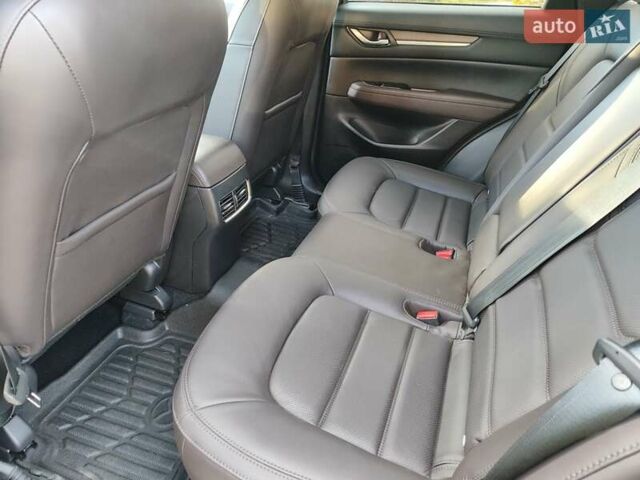 Мазда СХ-5 2023 в Ивано-Франковске на Automoto.ua Серый Мазда СХ-5, объемом двигателя 2.5 л и пробегом 31 тыс. км за 29950 $, фото 2 на Automoto.ua