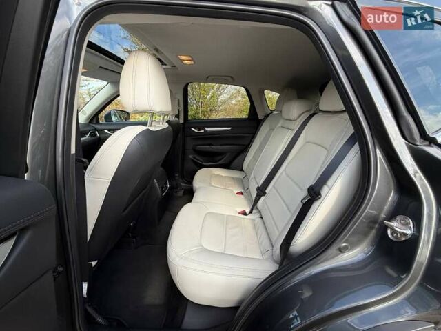 Серый Мазда СХ-5, объемом двигателя 2.49 л и пробегом 15 тыс. км за 27000 $, фото 35 на Automoto.ua