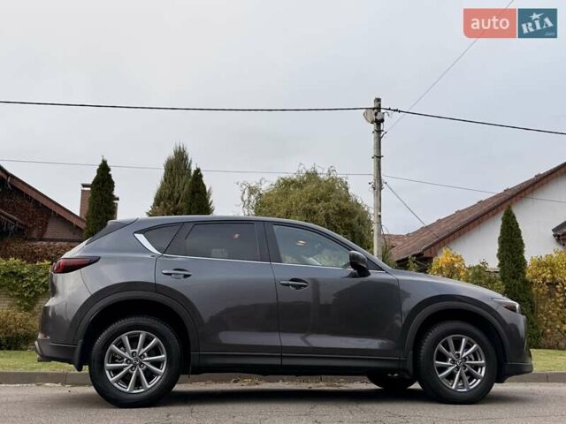 Мазда СХ-5 2023 в Киеве на Automoto.ua Серый Мазда СХ-5, объемом двигателя 2.49 л и пробегом 19 тыс. км за 22900 $, фото 14 на Automoto.ua